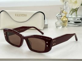 Picture of Valentino Sunglasses _SKUfw55248587fw